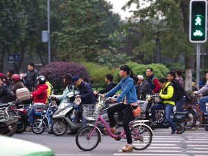 10 - Traffic (bikes)